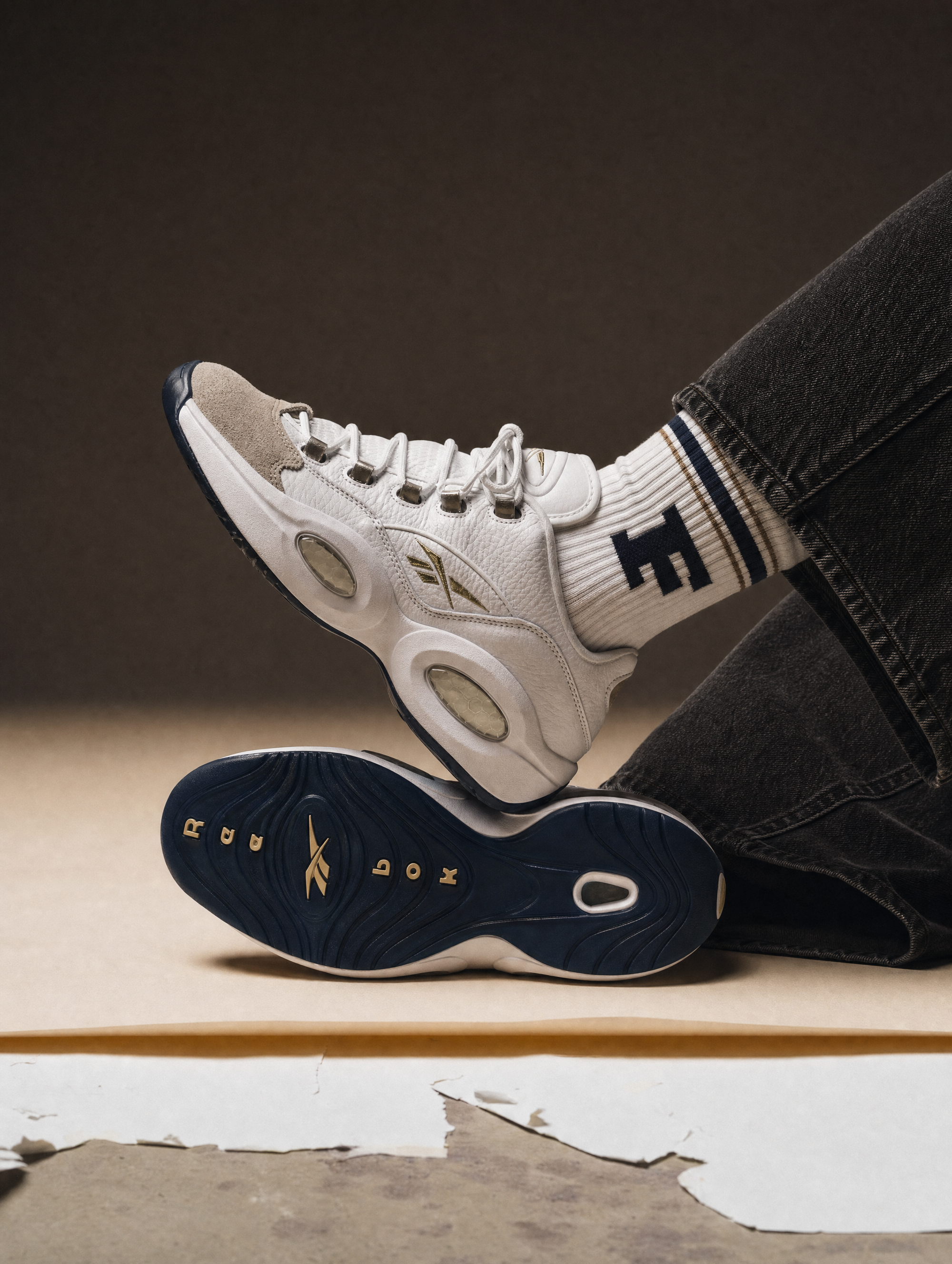 Charcoal-Jeans Retro Basketball Sneakers