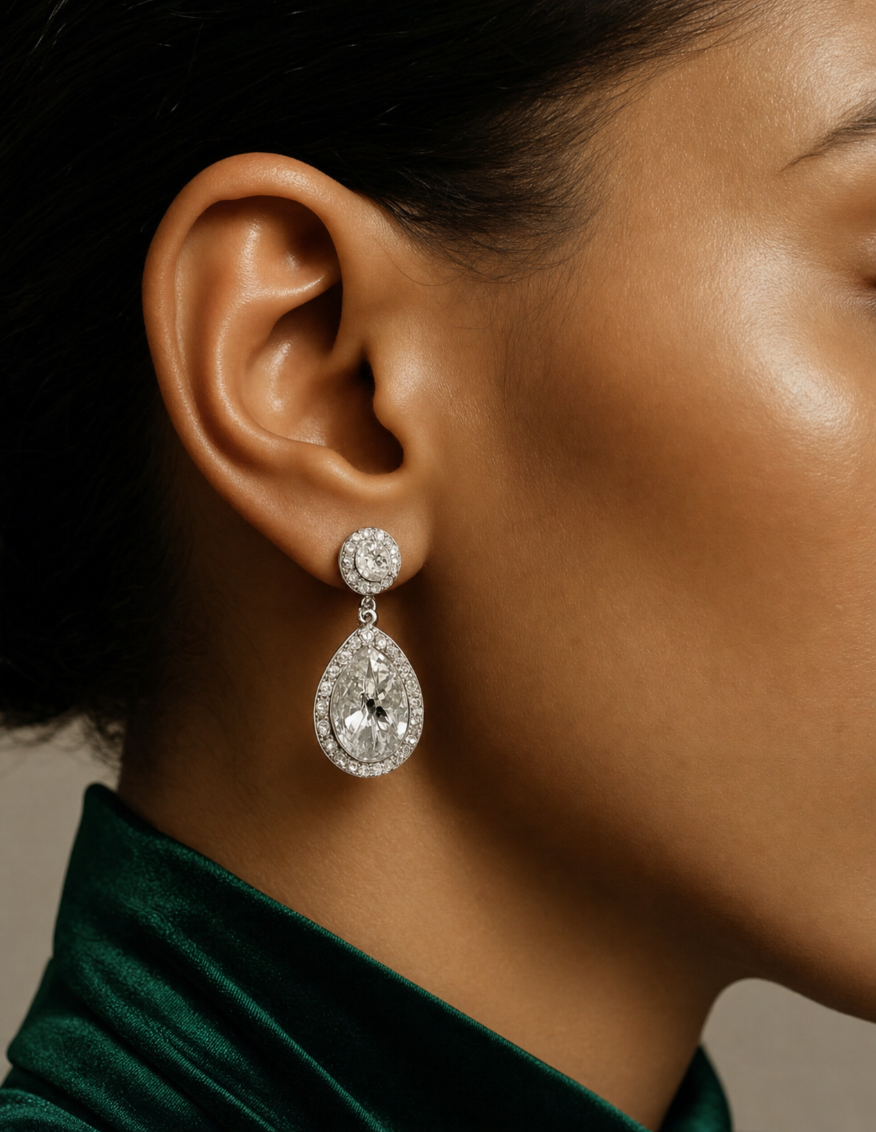 Diamond Drop Earring in Emerald Glamour
